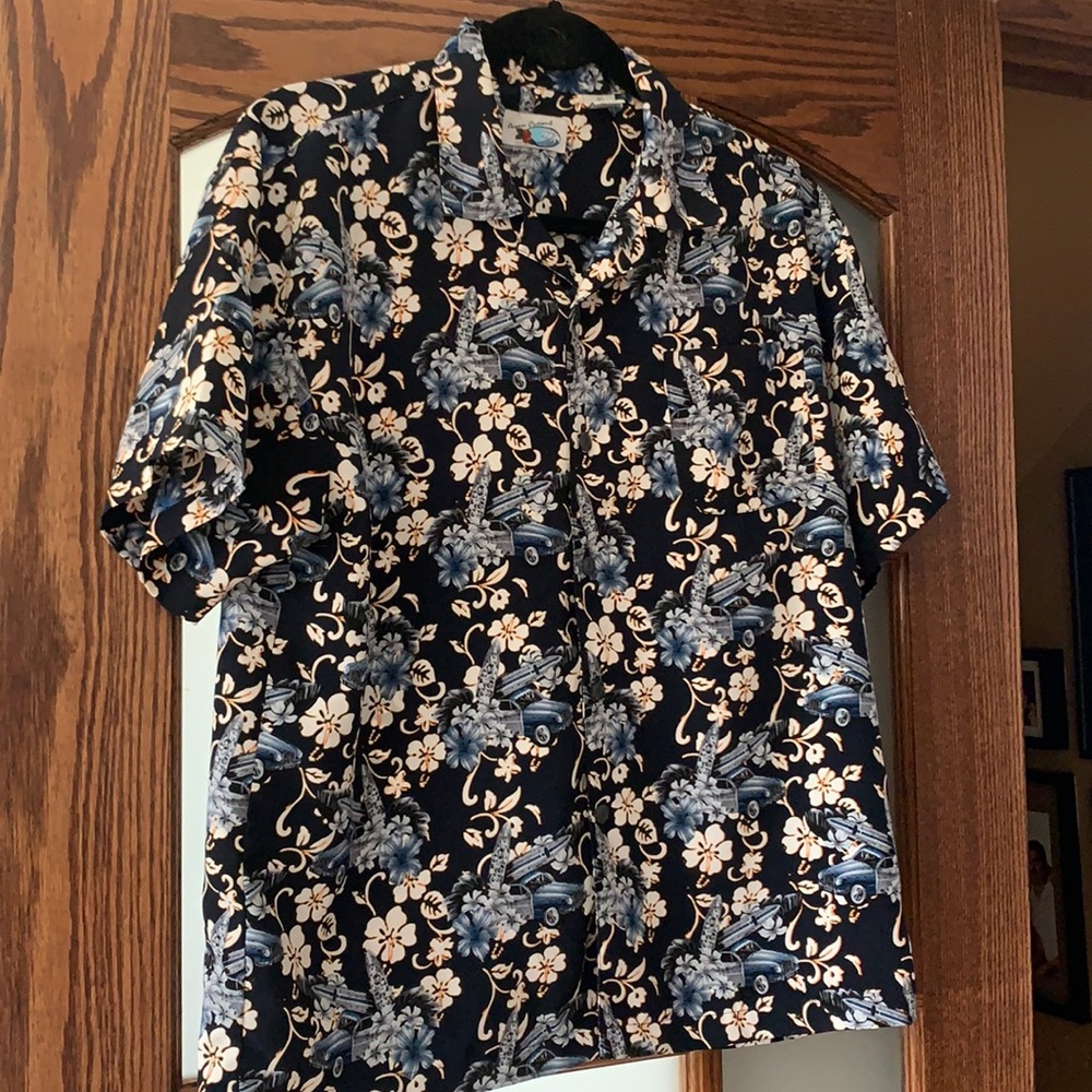 Boys Ocean Current Button Up w/ front pocket